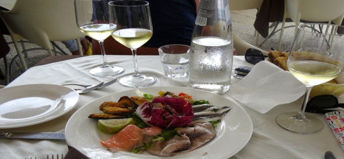 Food & Wine - Around The Sun